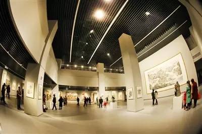 青海夏夜美術(shù)館 限時(shí)免費(fèi)開放，點(diǎn)亮文化夜生活